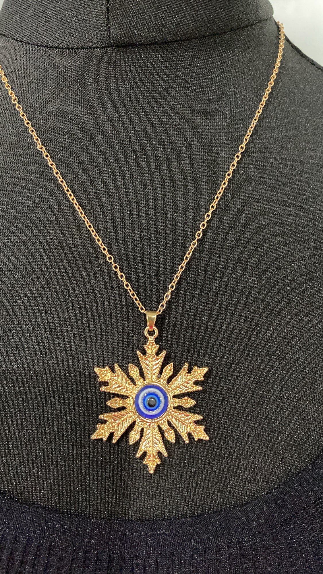 Gold Evil Eye Leaf Necklace